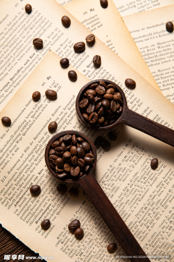 咖啡豆量勺饮品西餐背景素材