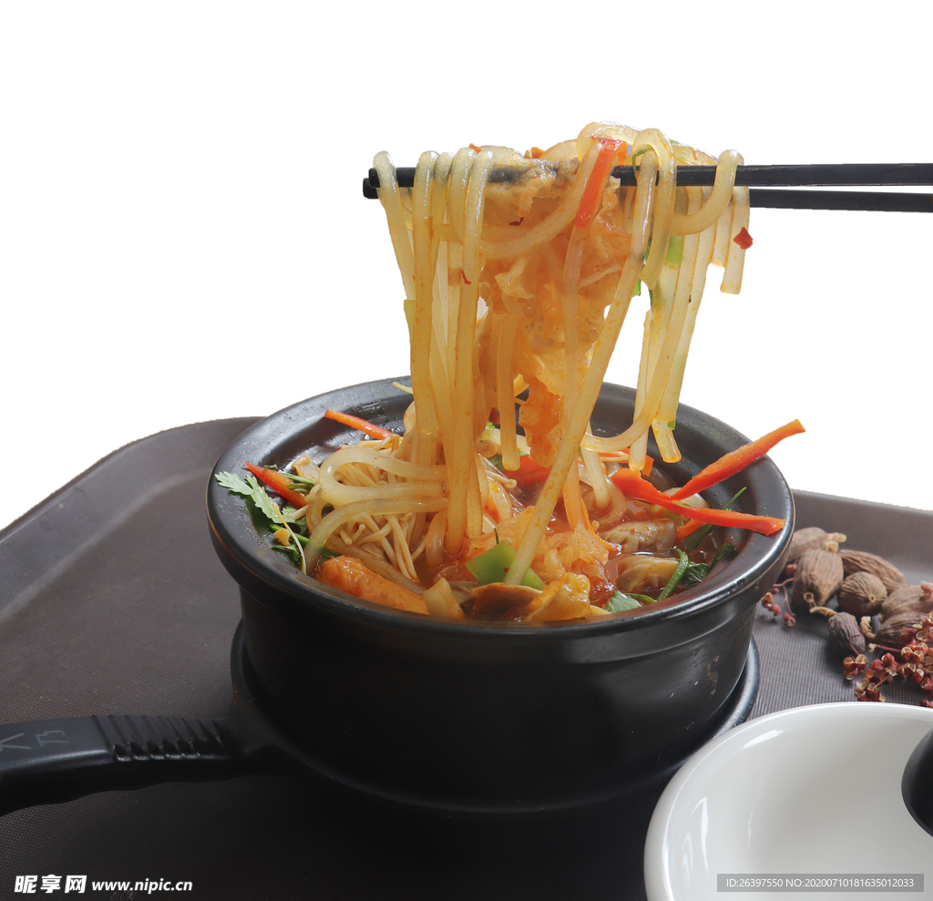 砂锅 土豆粉