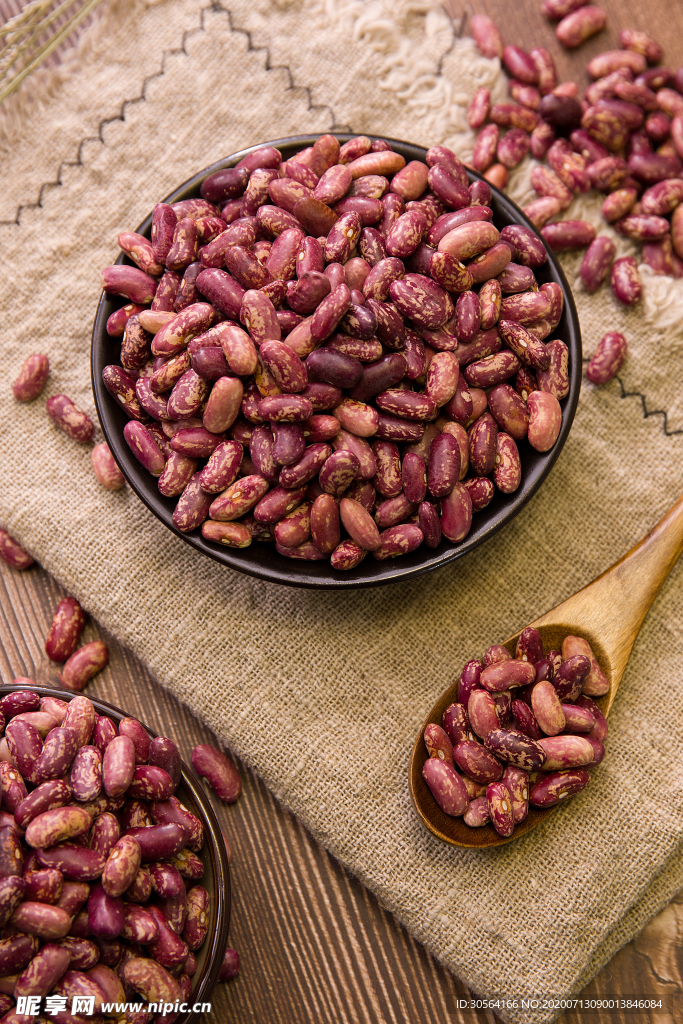 花生中药药材复古养生背景素材