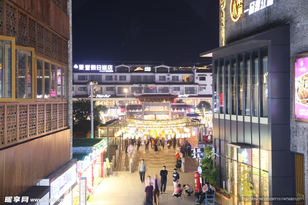 阳朔西街夜景