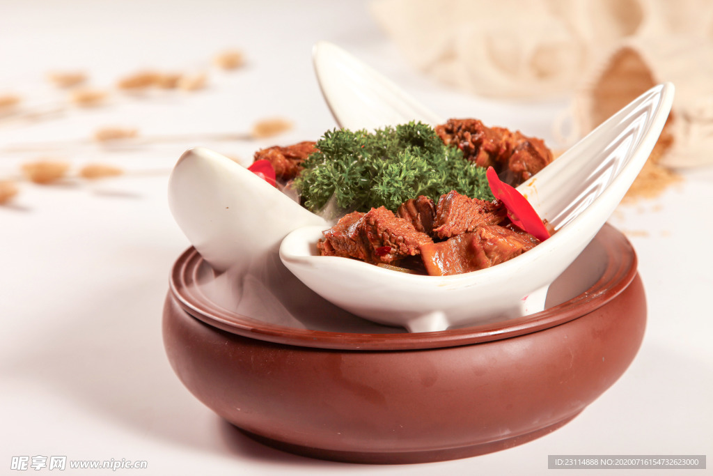 私房牛肉（气氛）