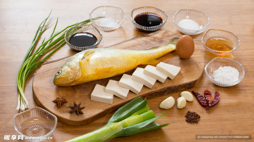 鲈鱼美食食材餐饮背景素材