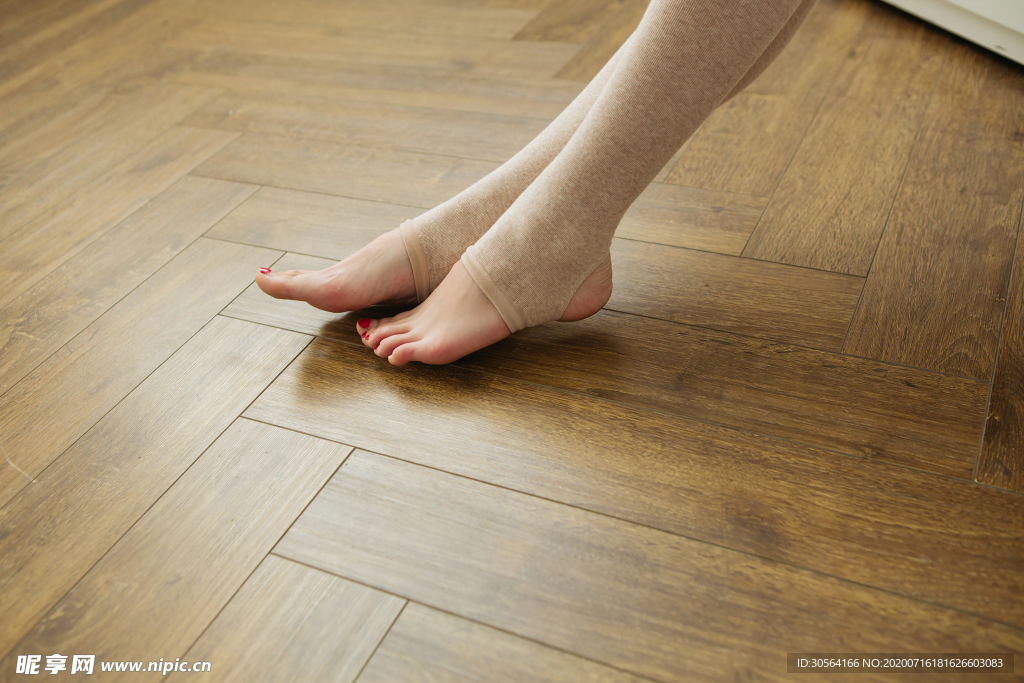 袜子冬季加厚保暖人物女性背景