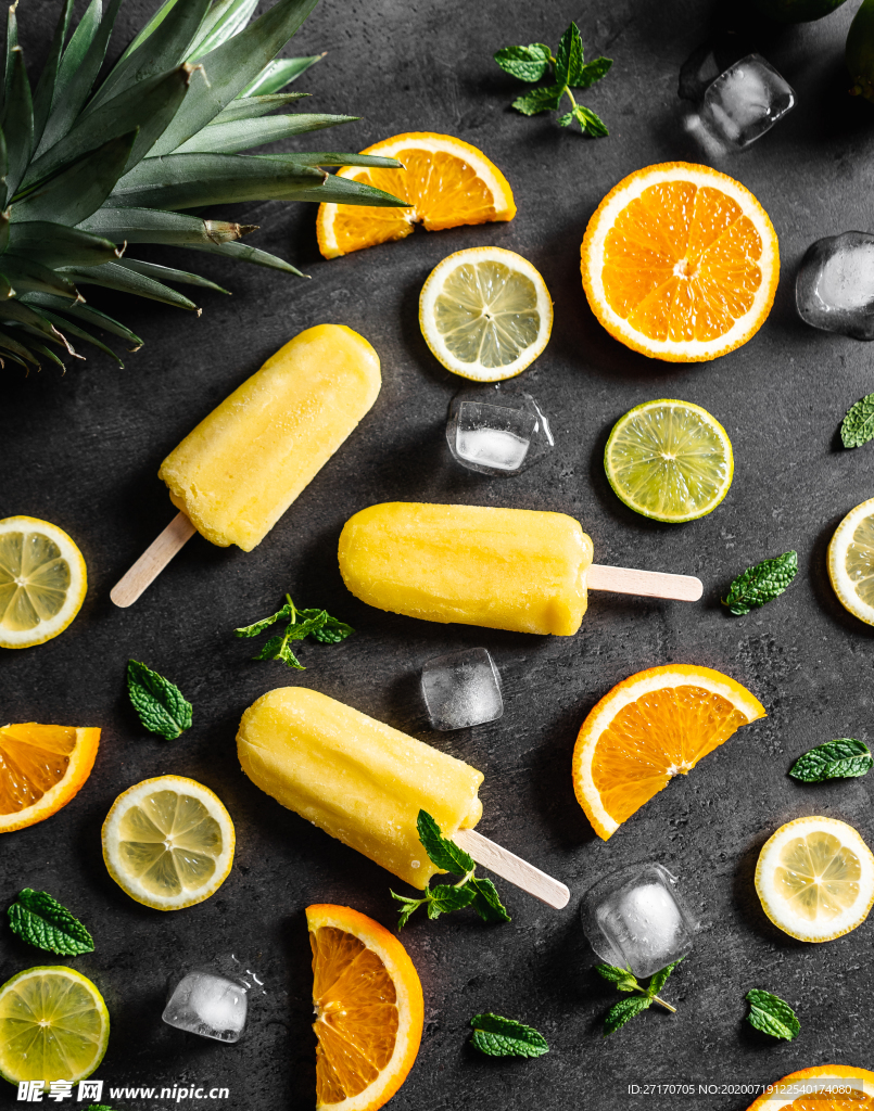 夏日冷饮冰淇淋