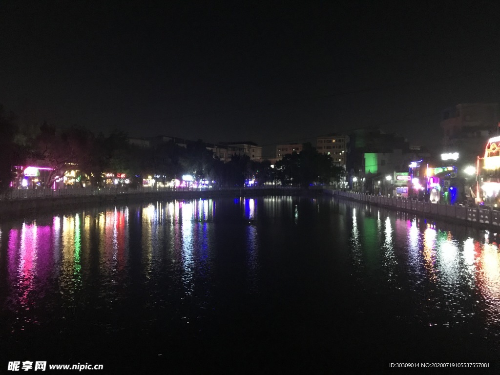 乡村夜景
