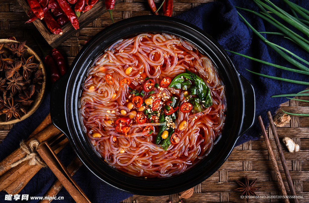 酸辣粉美食食材餐饮背景素材