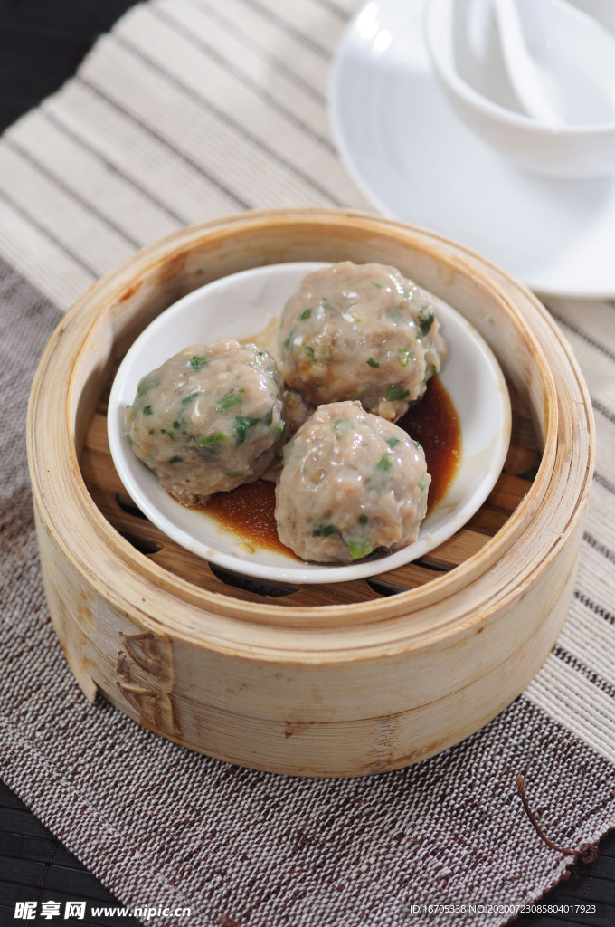 鲜竹牛肉球