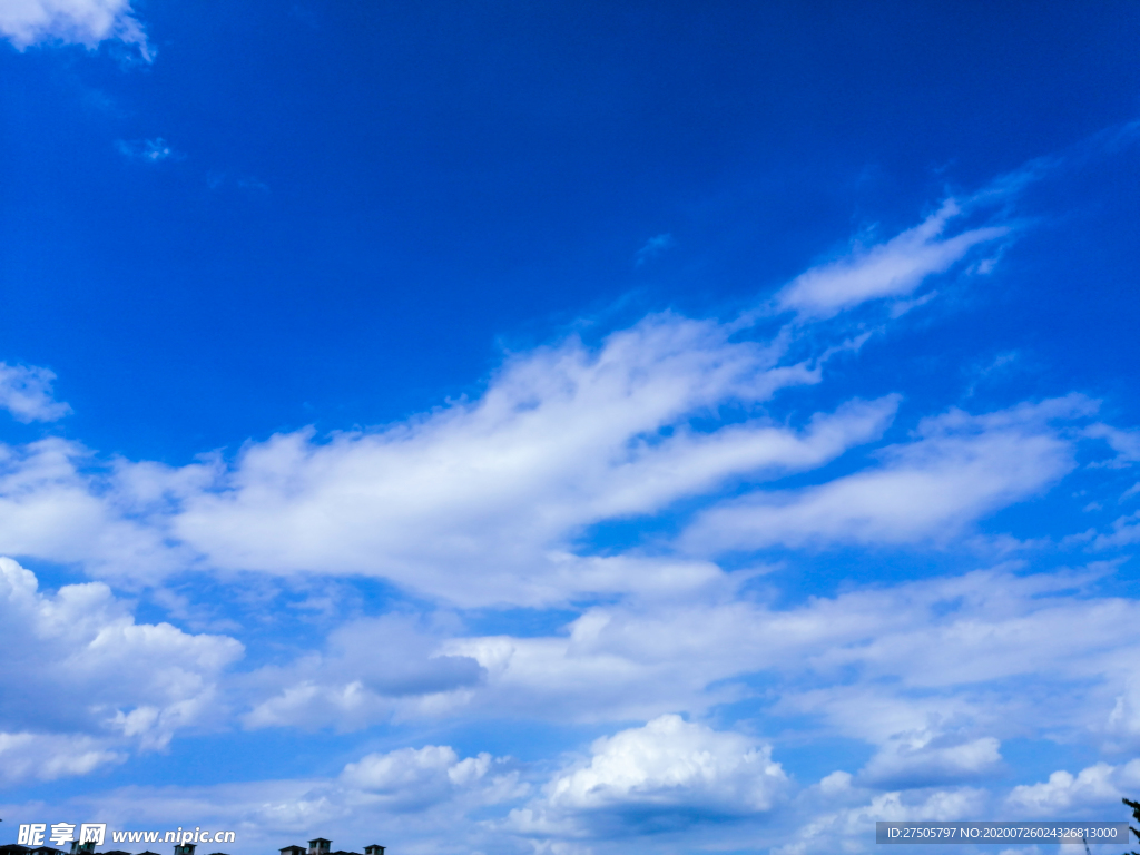 蓝天白云