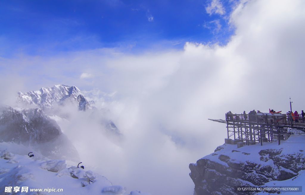 玉龙雪山