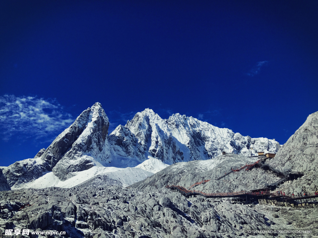 玉龙雪山