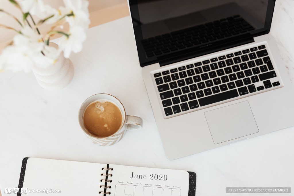 苹果笔记本电脑