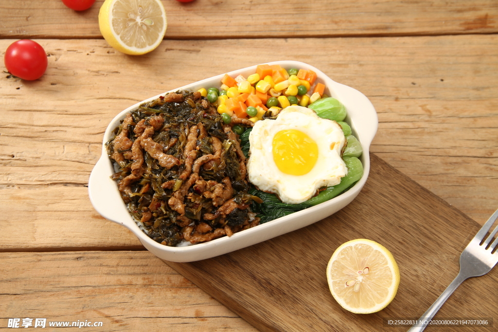 雪菜肉丝盖浇饭