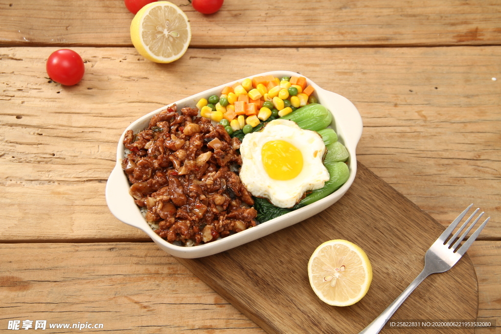 肉末杂酱盖浇饭