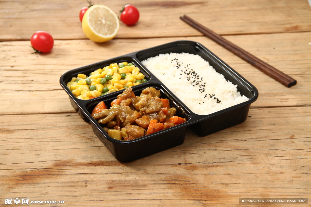 红烧鸡块套餐饭