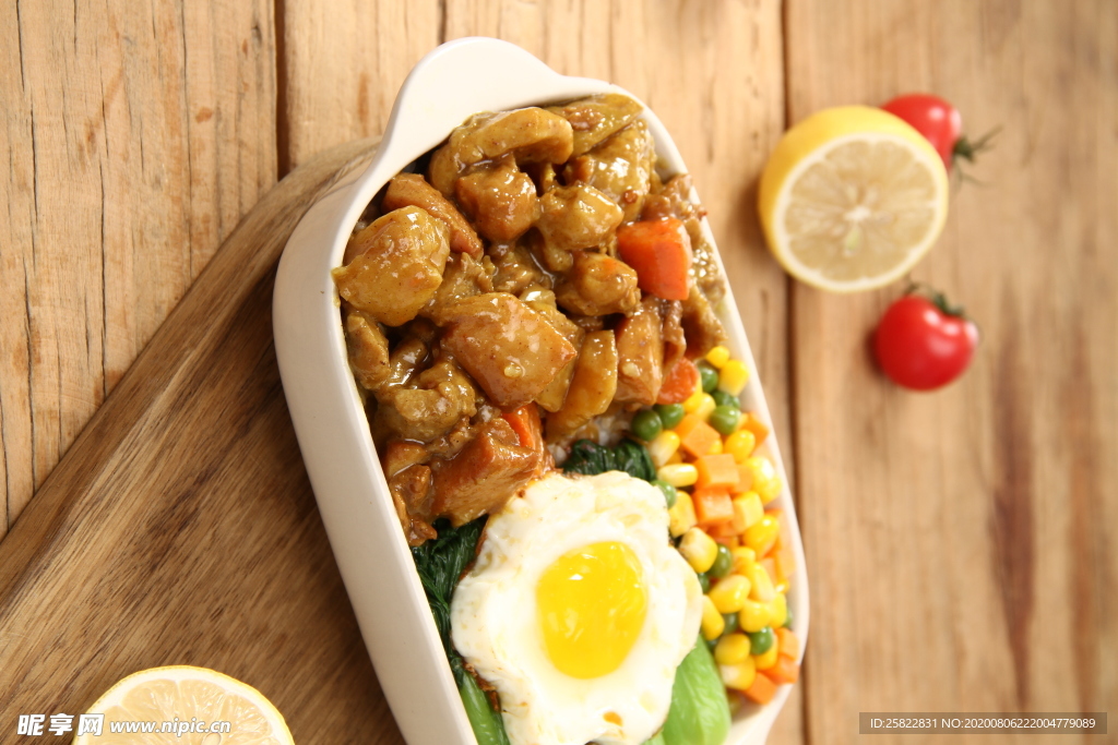 红烧鸡块盖浇饭