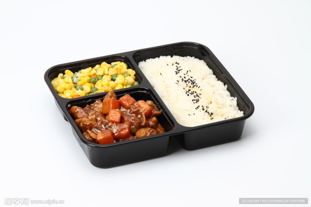 红烧牛肉套餐饭