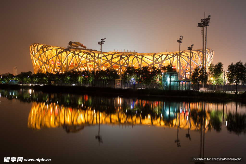 北京鸟巢夜景