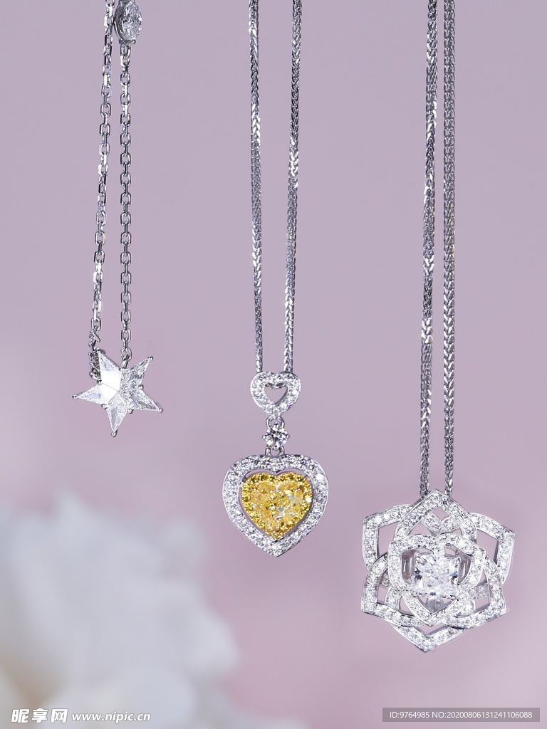 钻石项链挂饰吊坠