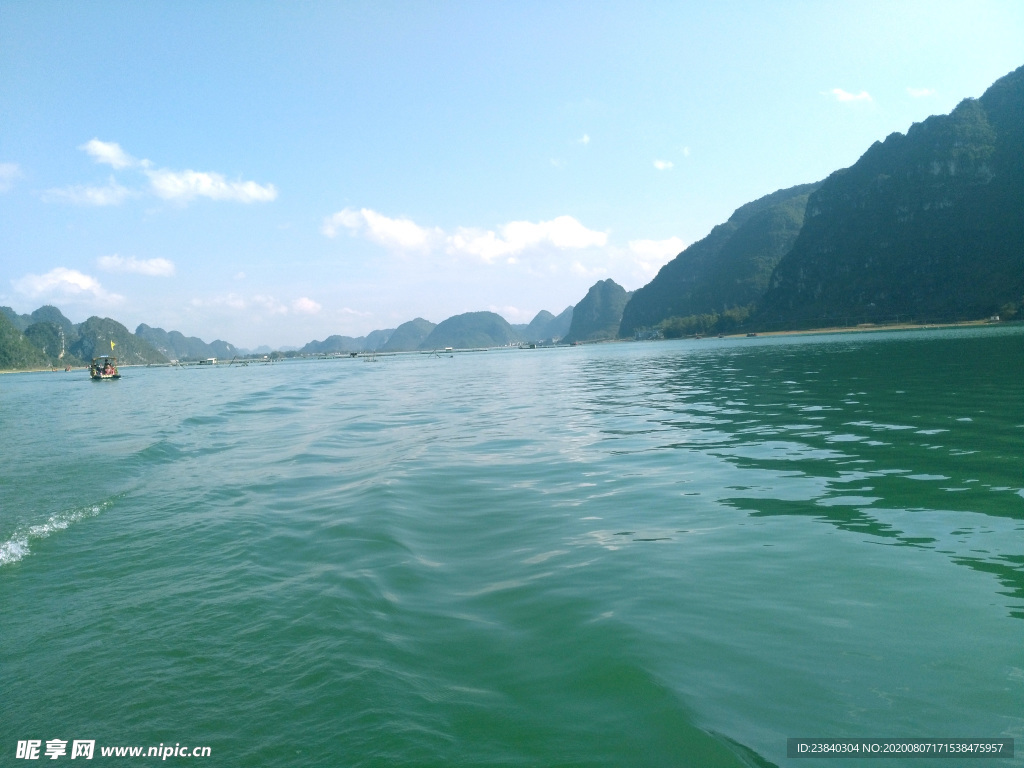 青山绿水渠洋湖