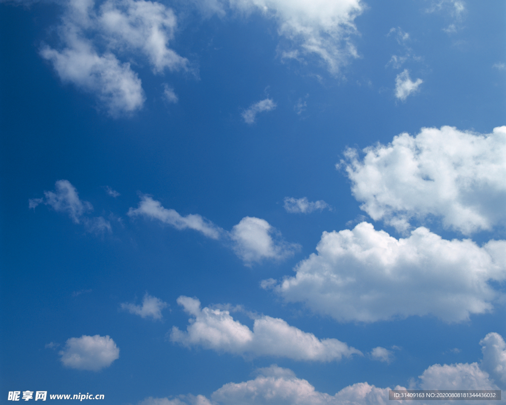 蓝天白云