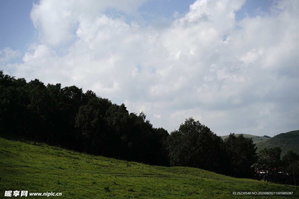 草原 天空