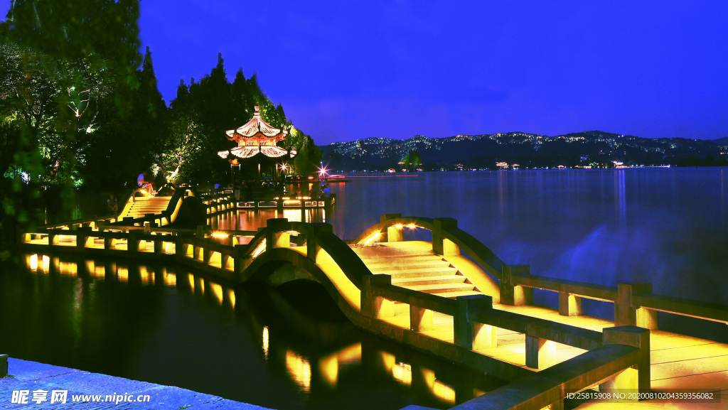 西湖夜景