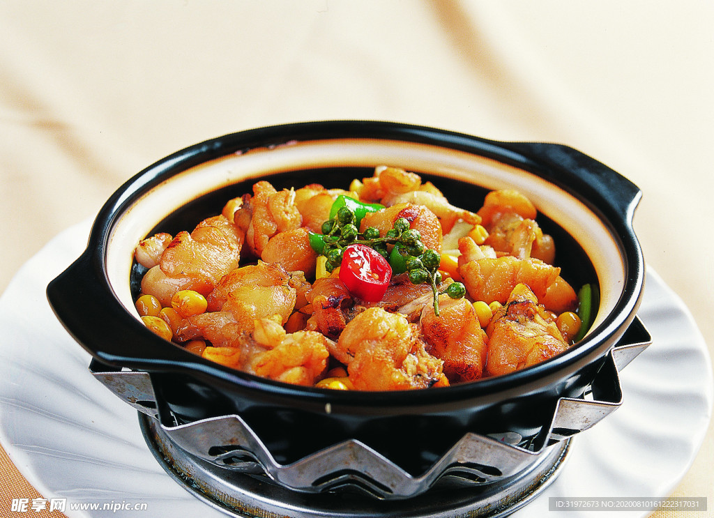 青椒黄豆煮牛蛙