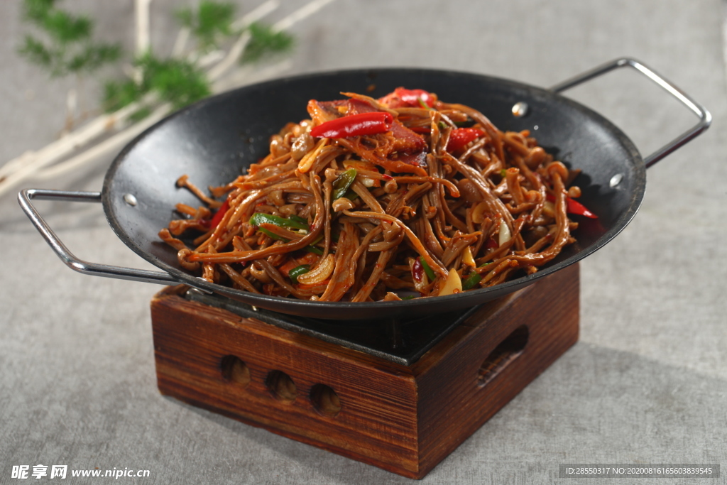 干锅虾 虾 美食 菜品