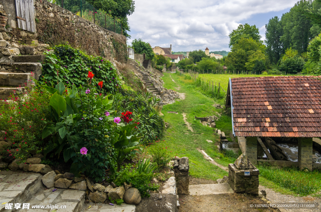 中世纪田园风景摄影图