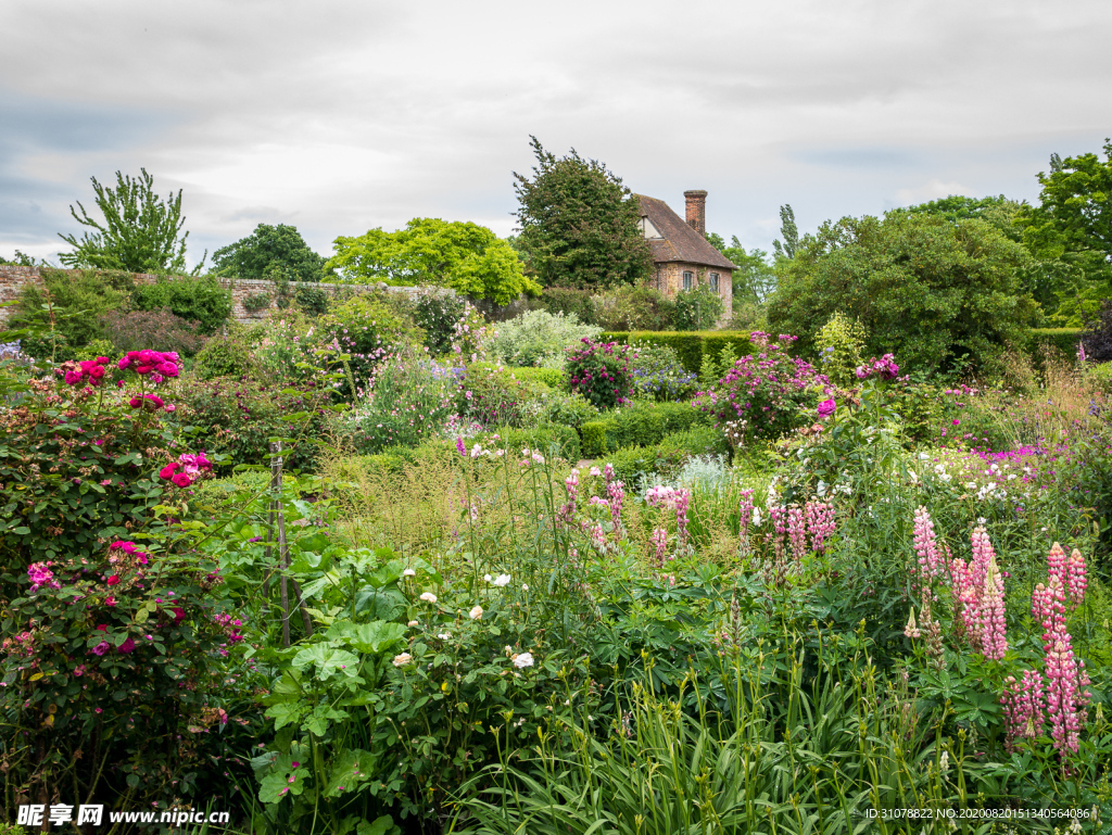 中世纪田园风景摄影图