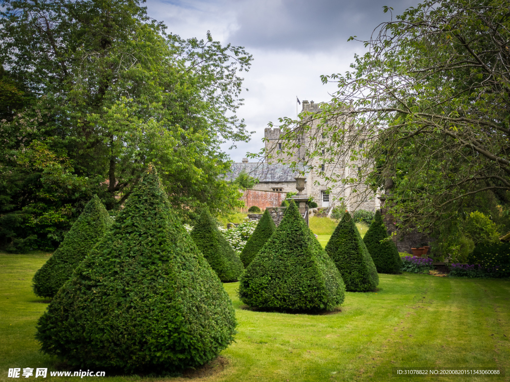 中世纪田园风景摄影图
