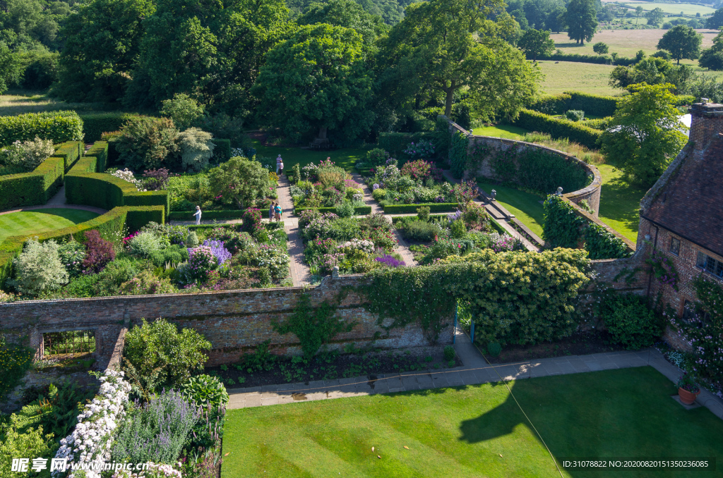 中世纪田园风景摄影图
