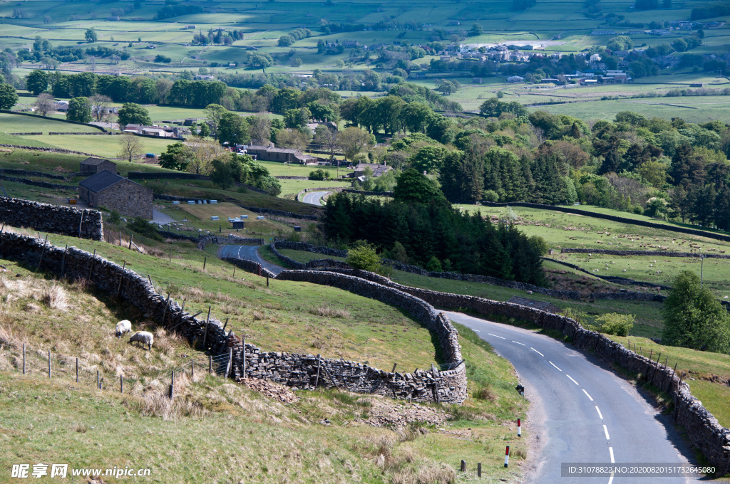 中世纪田园风景摄影图