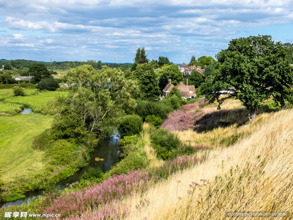 中世纪田园风景摄影图
