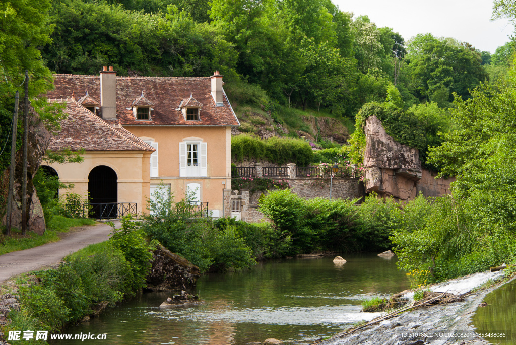 中世纪田园风景摄影图