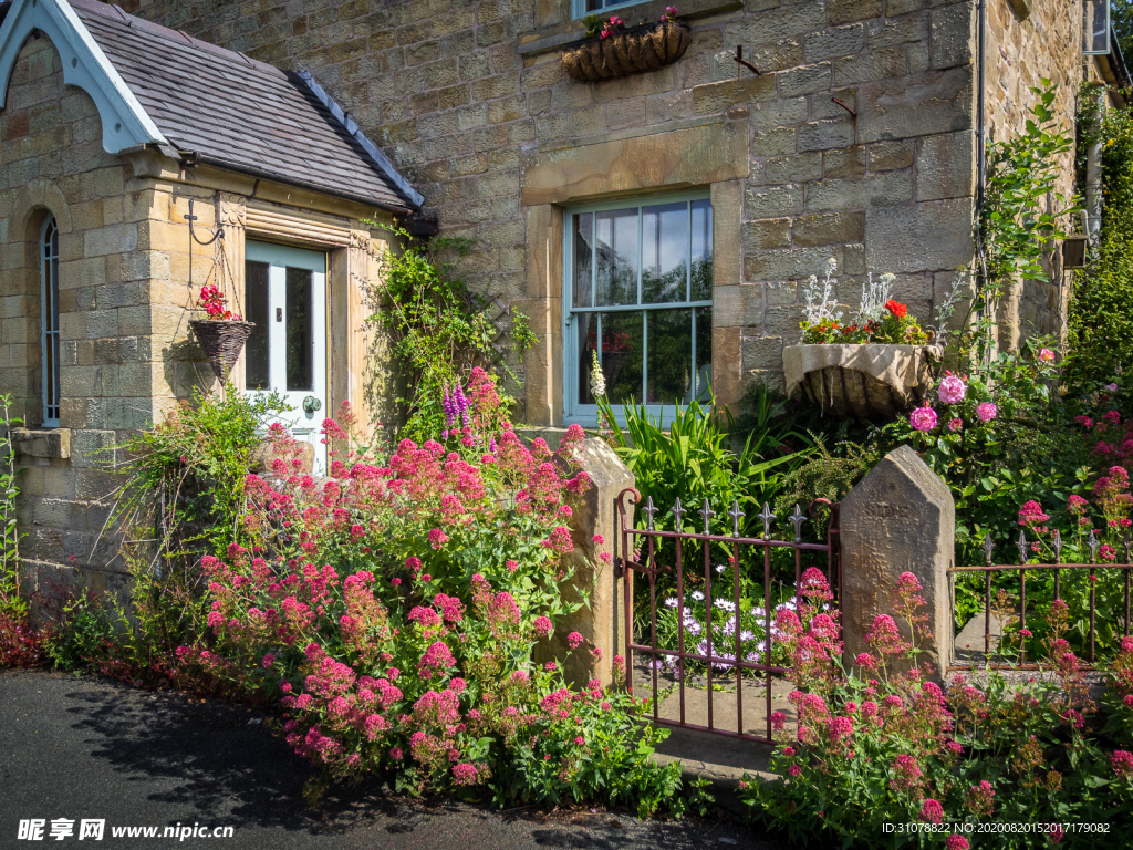 中世纪田园风景摄影图