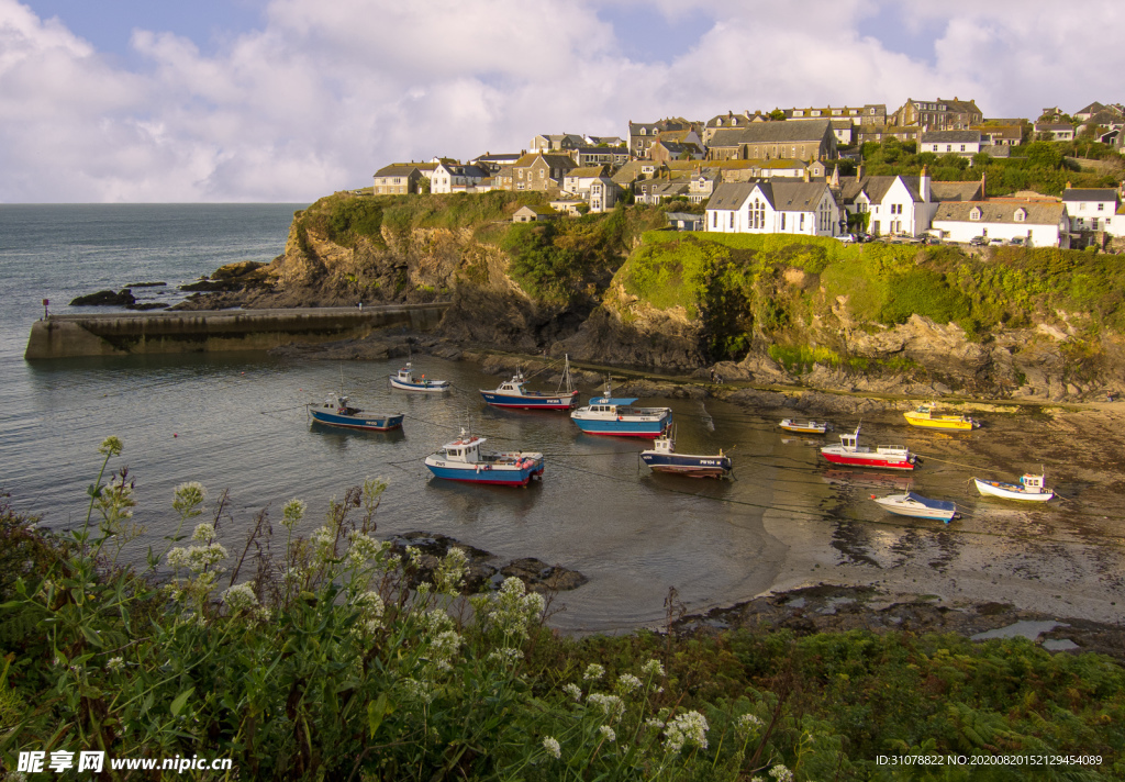 中世纪田园风景摄影图
