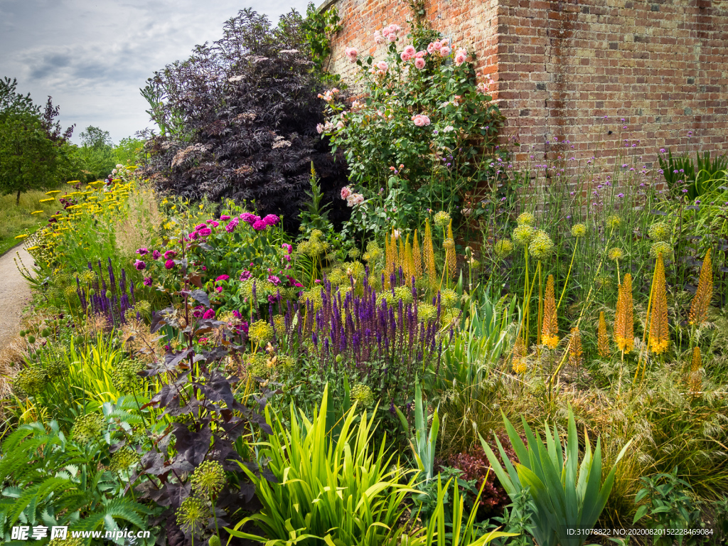中世纪田园风景摄影图