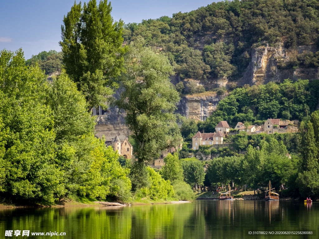 中世纪田园风景摄影图