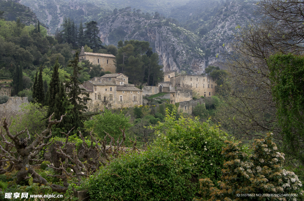 中世纪田园风景摄影图