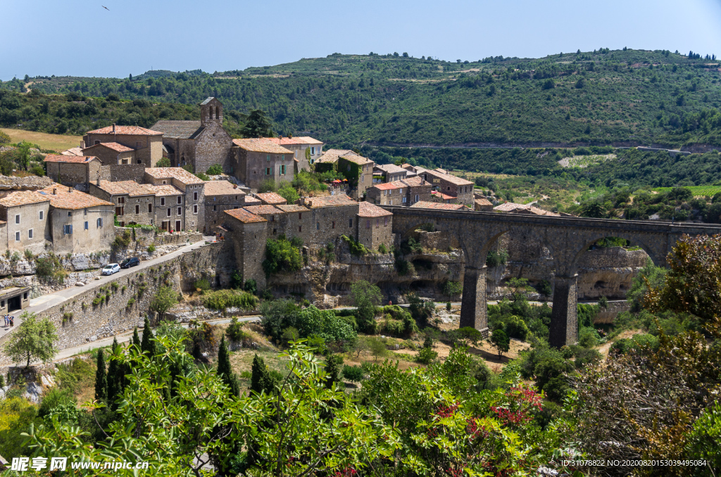 中世纪田园风景摄影图