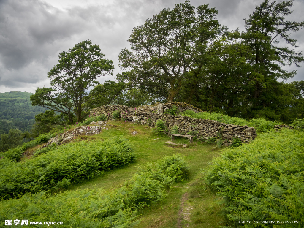 中世纪田园风景摄影图