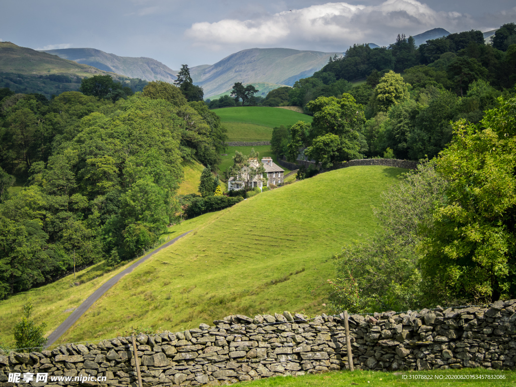 中世纪田园风景摄影图