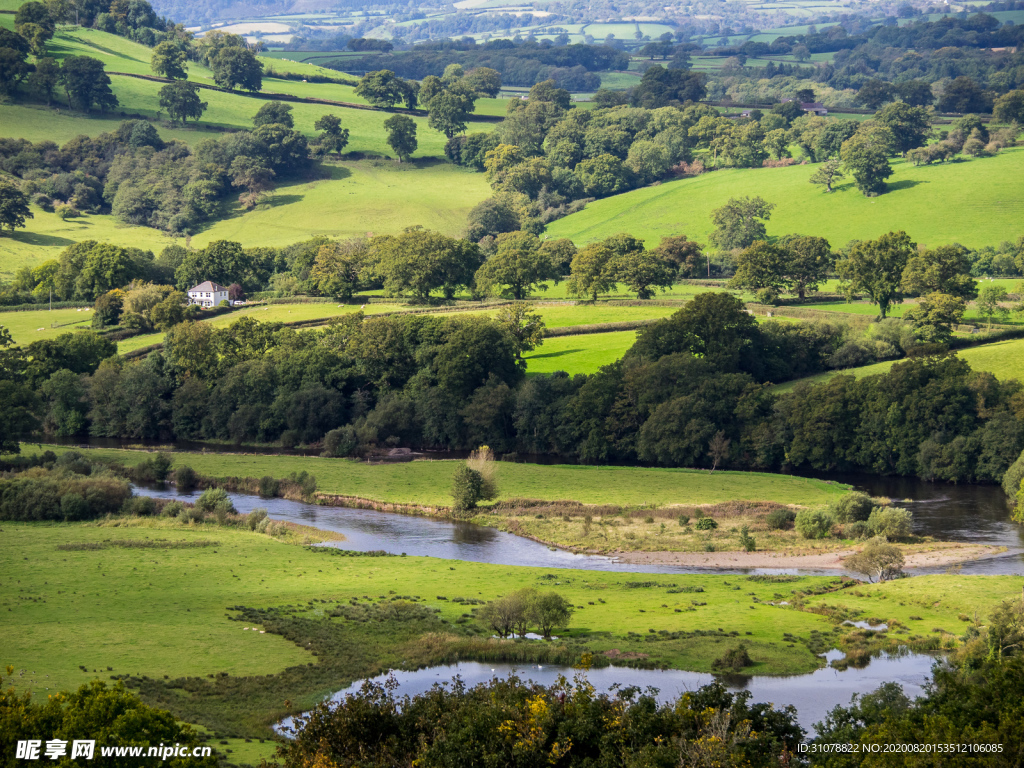 中世纪田园风景摄影图