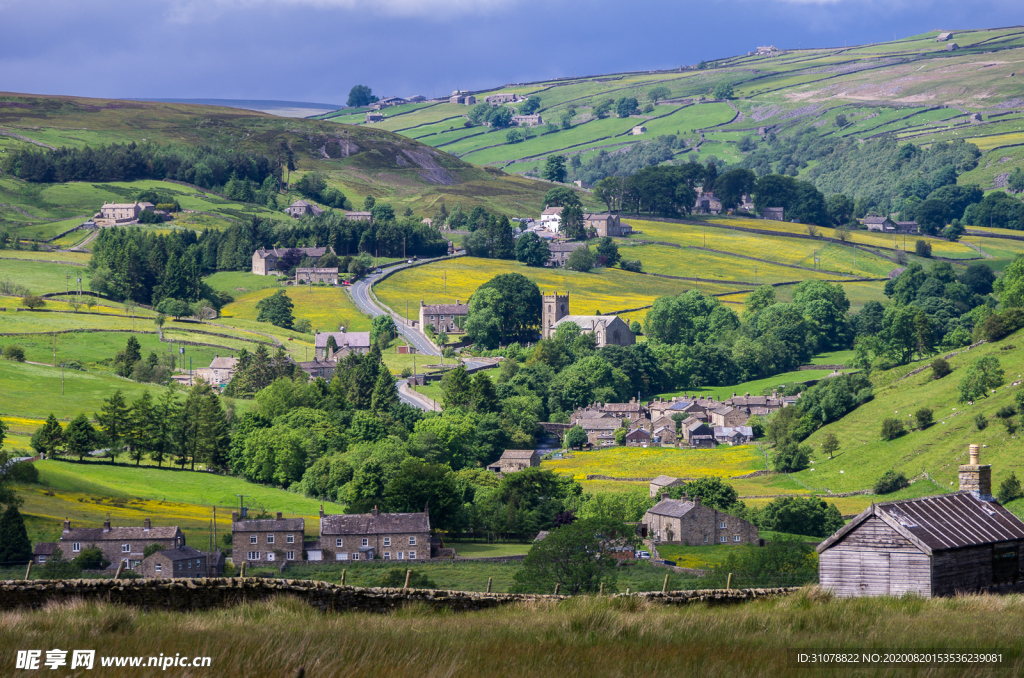 中世纪田园风景图