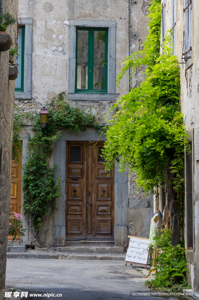 中世纪田园风景图