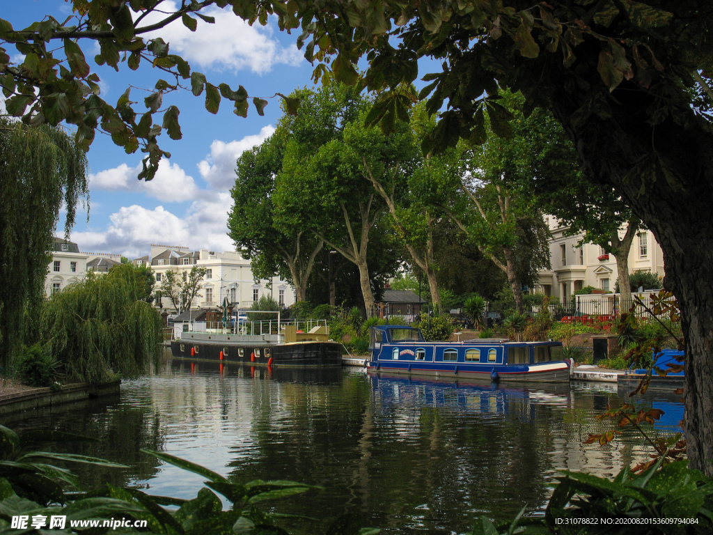 中世纪田园风景图