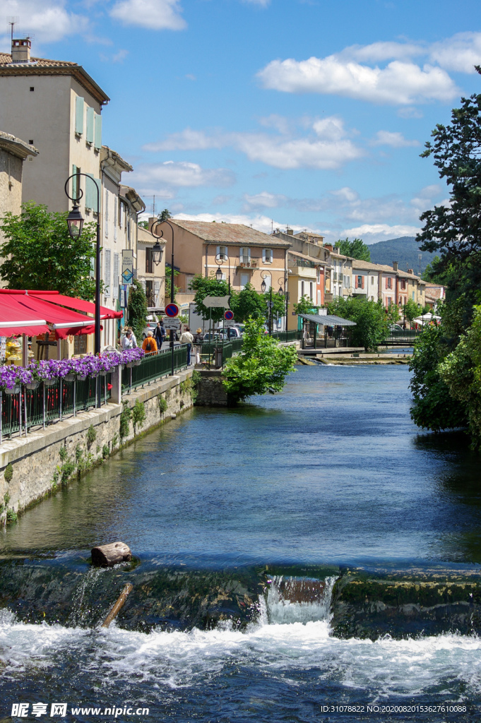 中世纪田园风景图