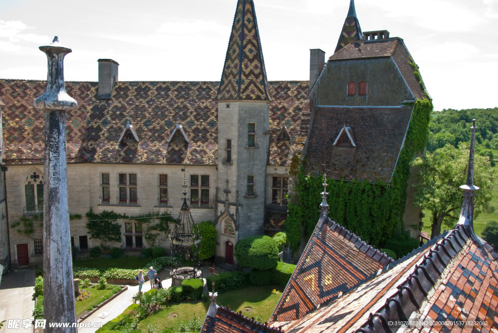 中世纪田园风景图