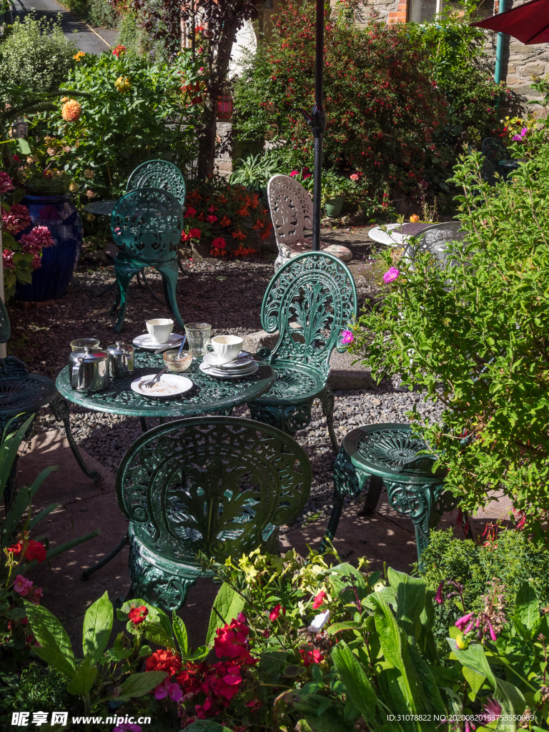 中世纪田园风景图